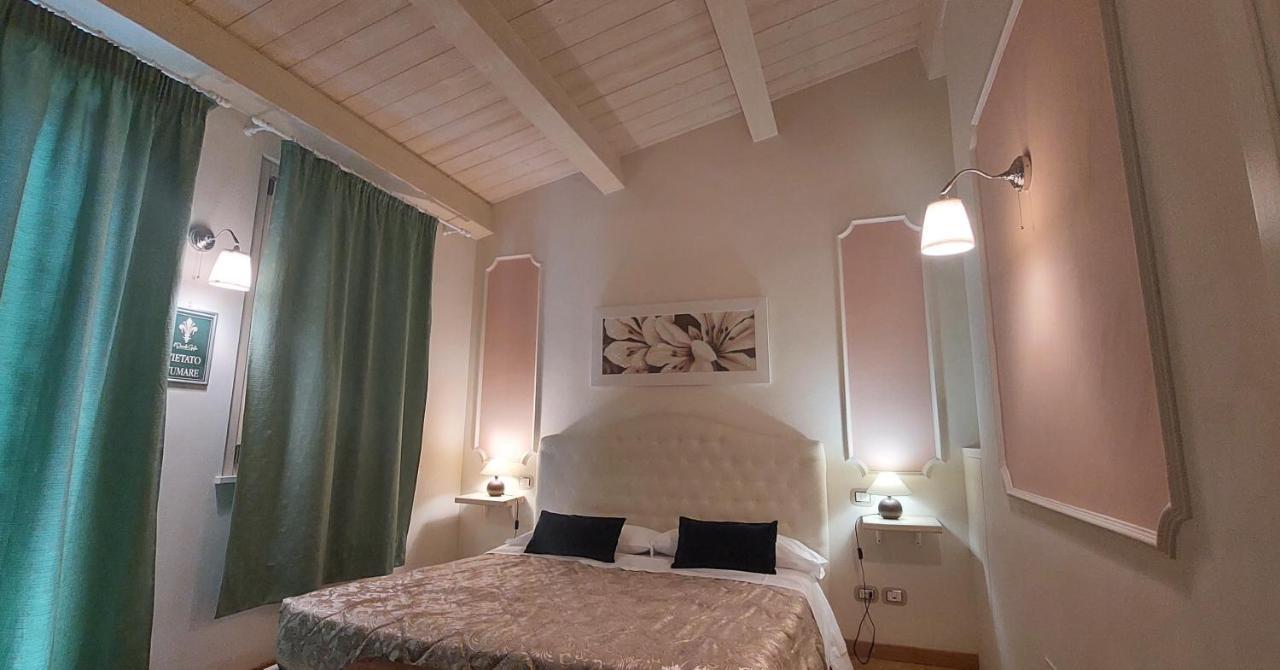 Il Piccolo Giglio Bed and Breakfast Porto SantʼElpidio Eksteriør billede