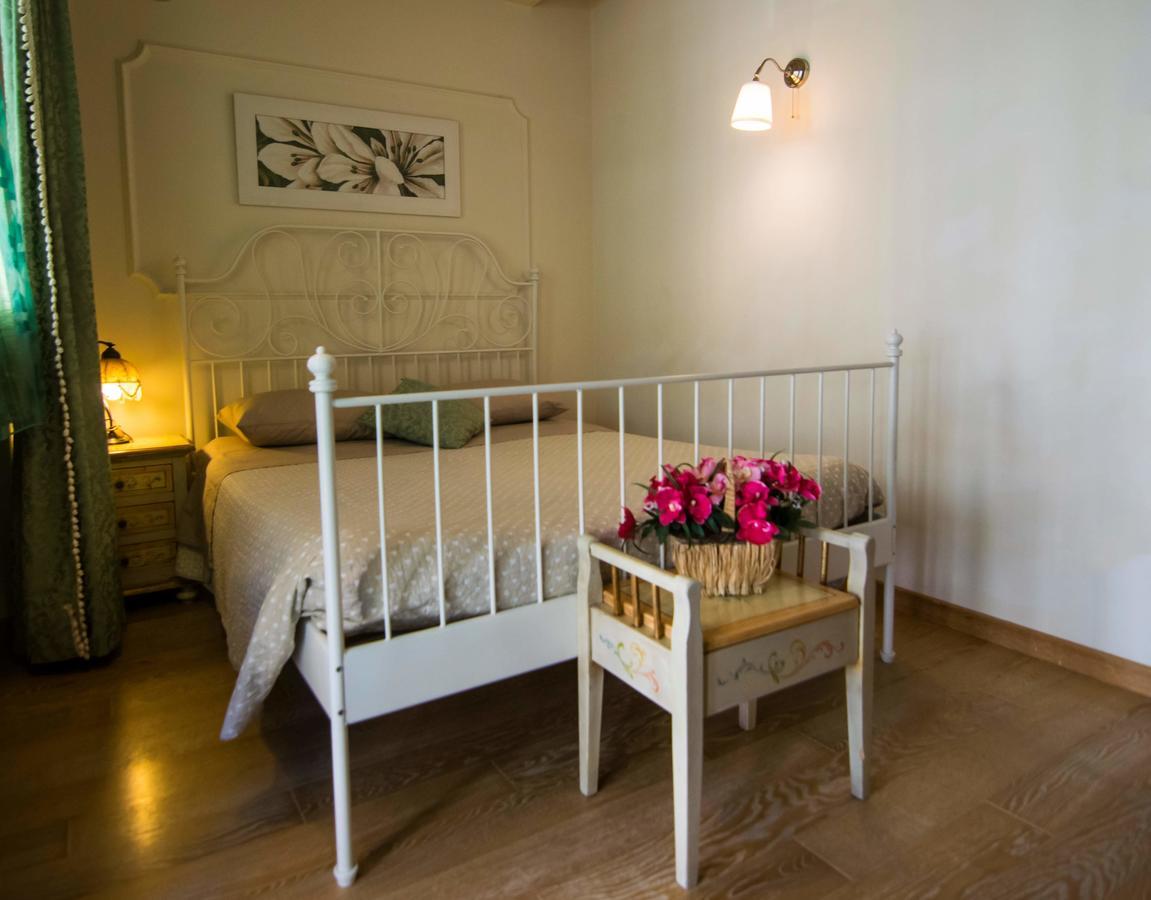 Il Piccolo Giglio Bed and Breakfast Porto SantʼElpidio Eksteriør billede