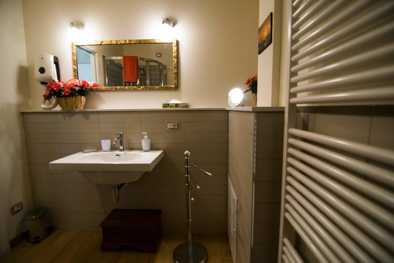 Il Piccolo Giglio Bed and Breakfast Porto SantʼElpidio Eksteriør billede